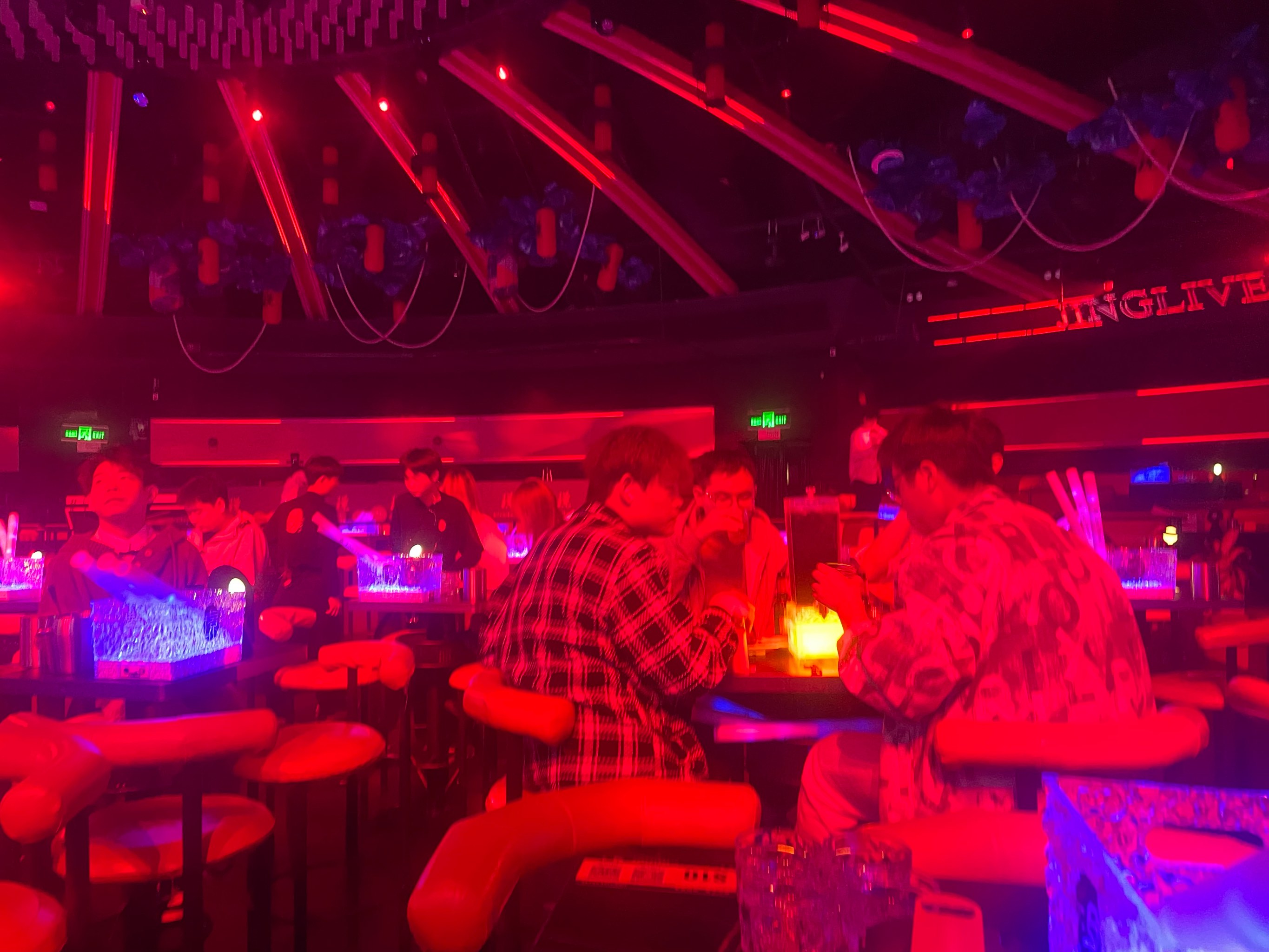 天水商务ktv中低端区别解析-麦积区ktv预定